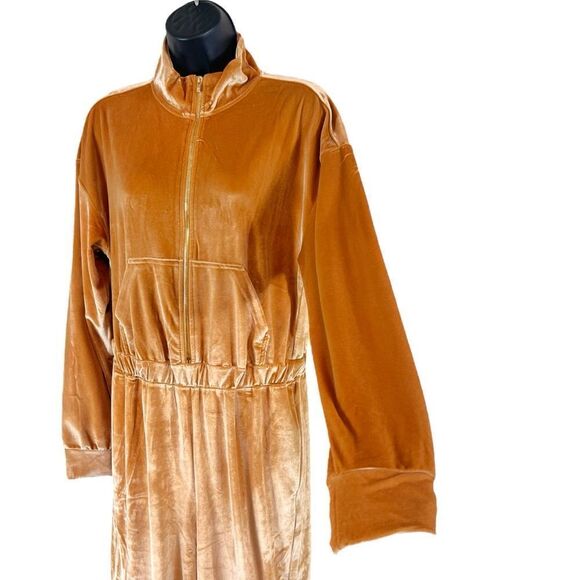 Fabletics Goldenrod Light Honey Velour Velvet Wide Leg Zip Up Jumpsuit - Picture 6 of 12